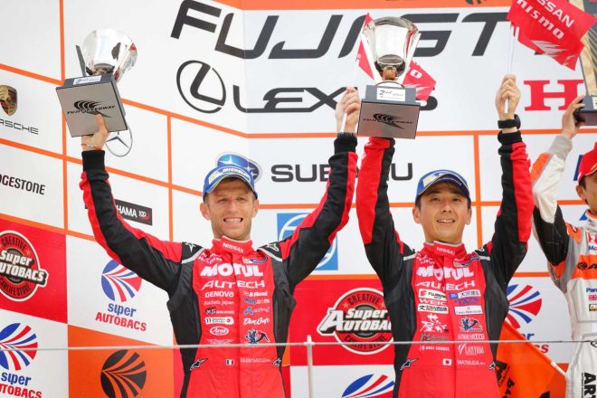 2位表彰台を獲得したロニー・クインタレッリ、松田次生組 2017スーパーGT第5戦富士