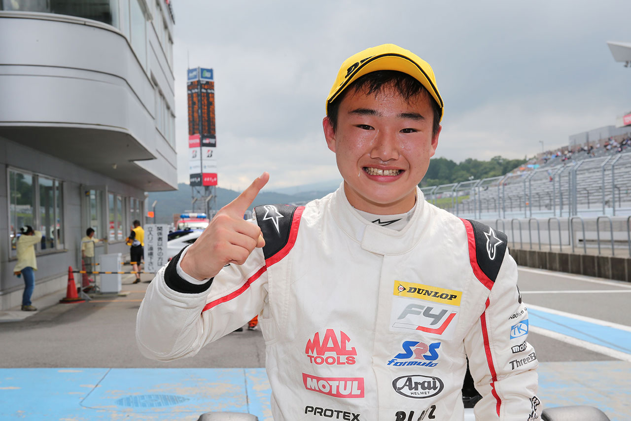 第9戦富士を制した角田裕毅（SRS／コチラレーシング）