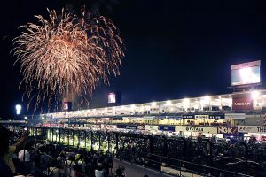 鈴鹿1000kmの表彰台と花火は、ドライバーたちも「この光景を見たい」と語る