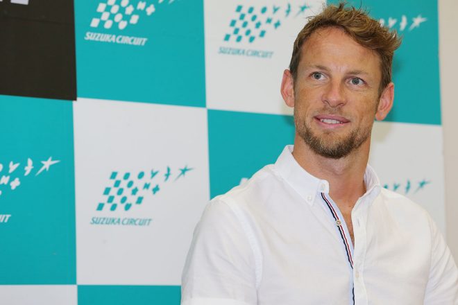 スーパーGT第6戦鈴鹿でMOTUL MUGEN NSX-GTに乗り込むジェンソン・バトン