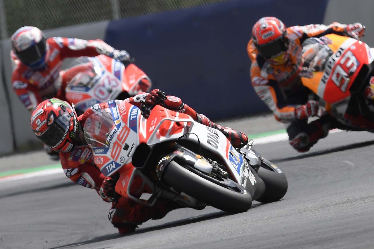 オーストリアGPの序盤、トップを走行していたホルヘ・ロレンソ