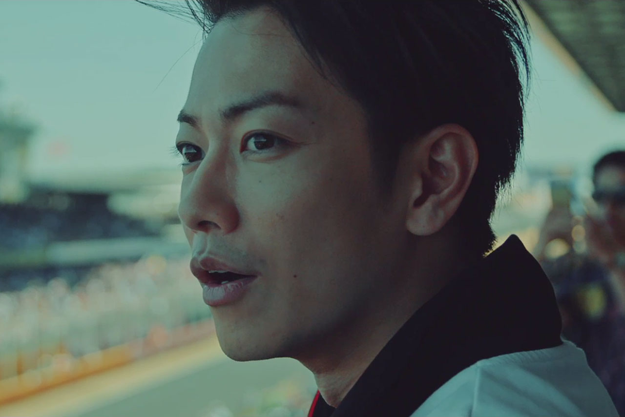 佐藤健×TOYOTA GAZOO Racing第2弾公開。初訪問したル・マンの魅力を語る