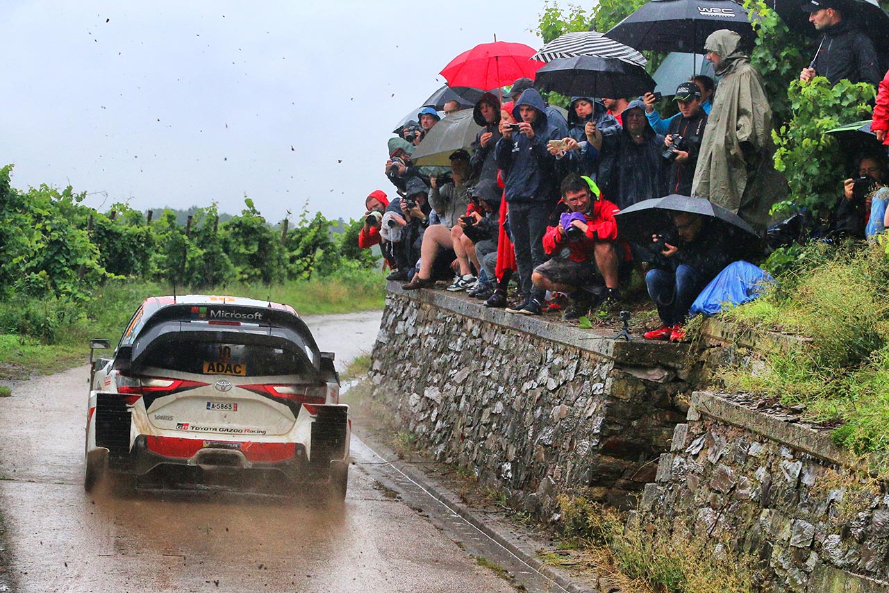 ヤリ-マティ・ラトバラ（トヨタ・ヤリスWRC）