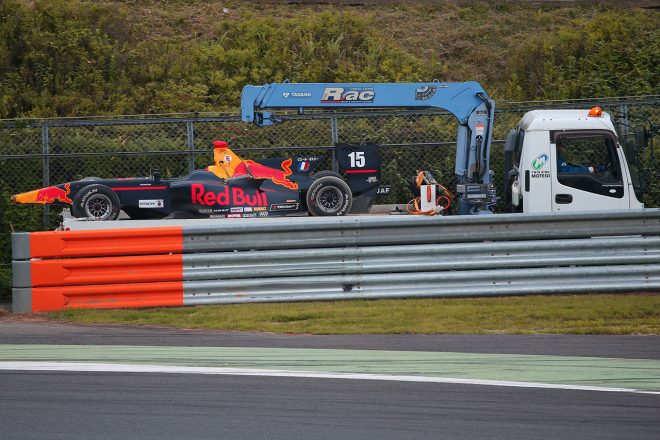 ガスリーのスーパーフォーミュラもてぎ戦はクラッシュで始まる波乱の幕開け