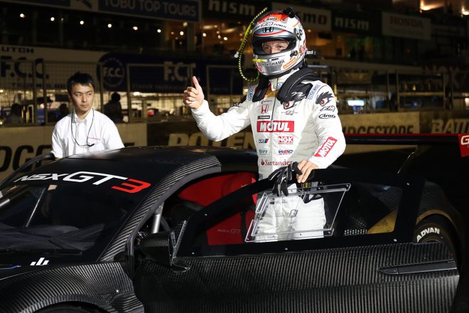 ジェンソン・バトンは前夜祭でホンダNSX GT3をドライブ