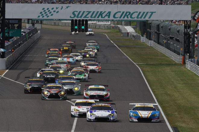 GT300クラス決勝スタート