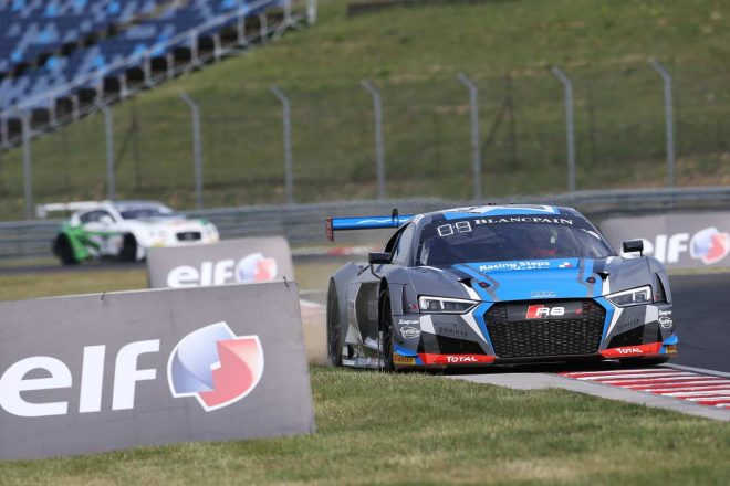 3号車アウディは3番手グリッドからスタートし、一時は4番手となったが2位表彰台を獲得