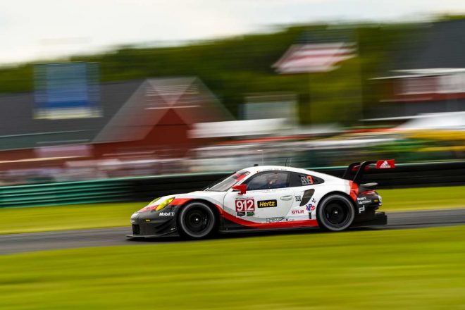 7位完走となった912号車ポルシェ911 RSR