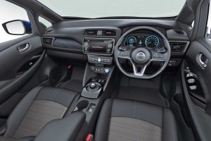 ニッサン・リーフ インテリア