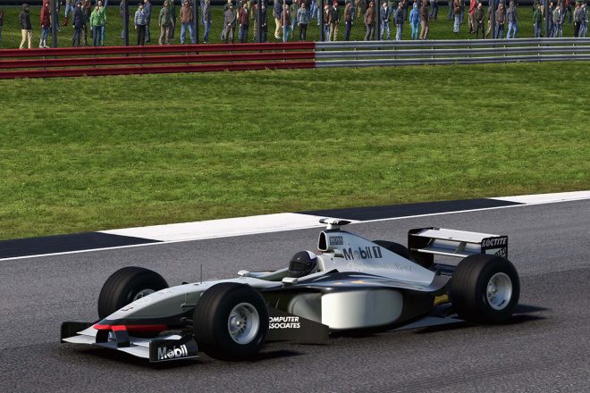 『F1 2017』に登場するマクラーレンMP4-13