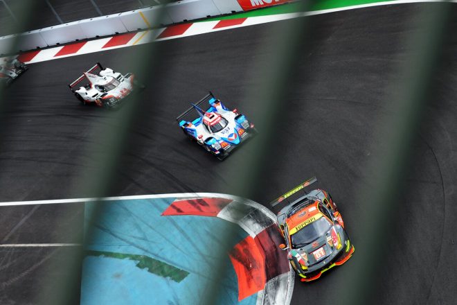 クリアウォーター・レーシングの61号車フェラーリ488 GTE