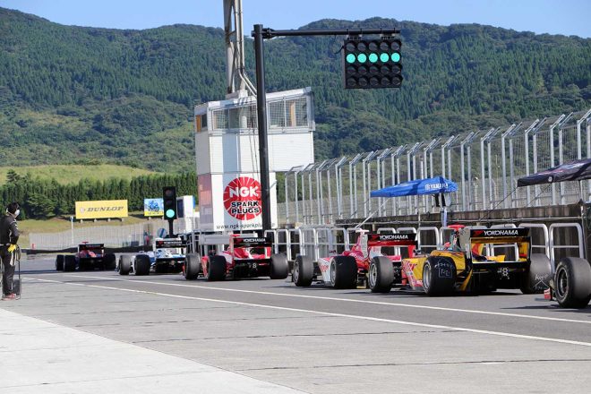 スーパーフォーミュラ第5戦オートポリス 金曜専有走行の様子