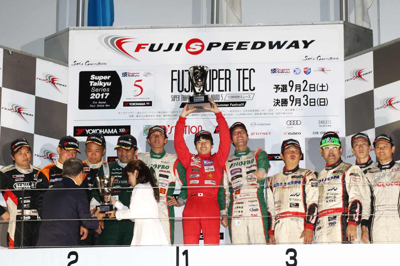 ST-5クラス表彰式 2017年スーパー耐久第5戦富士