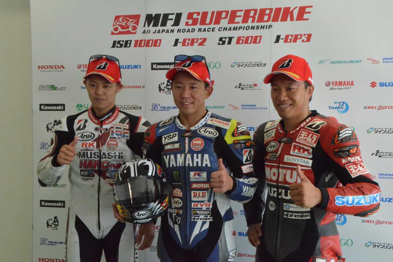 決勝での戦いを振り返った中須賀克行、高橋巧、津田拓也