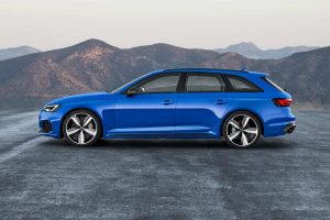 アウディRS4アバント