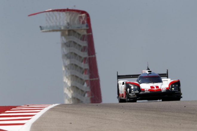 ポールポジションの1号車ポルシェ919ハイブリッド