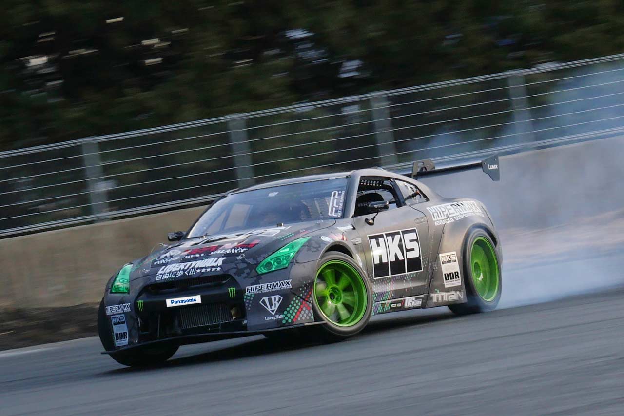 齋藤太吾はD1で用いるシボレー・コルベットZ06からニッサンGT-Rにマシンをスイッチしてエントリー