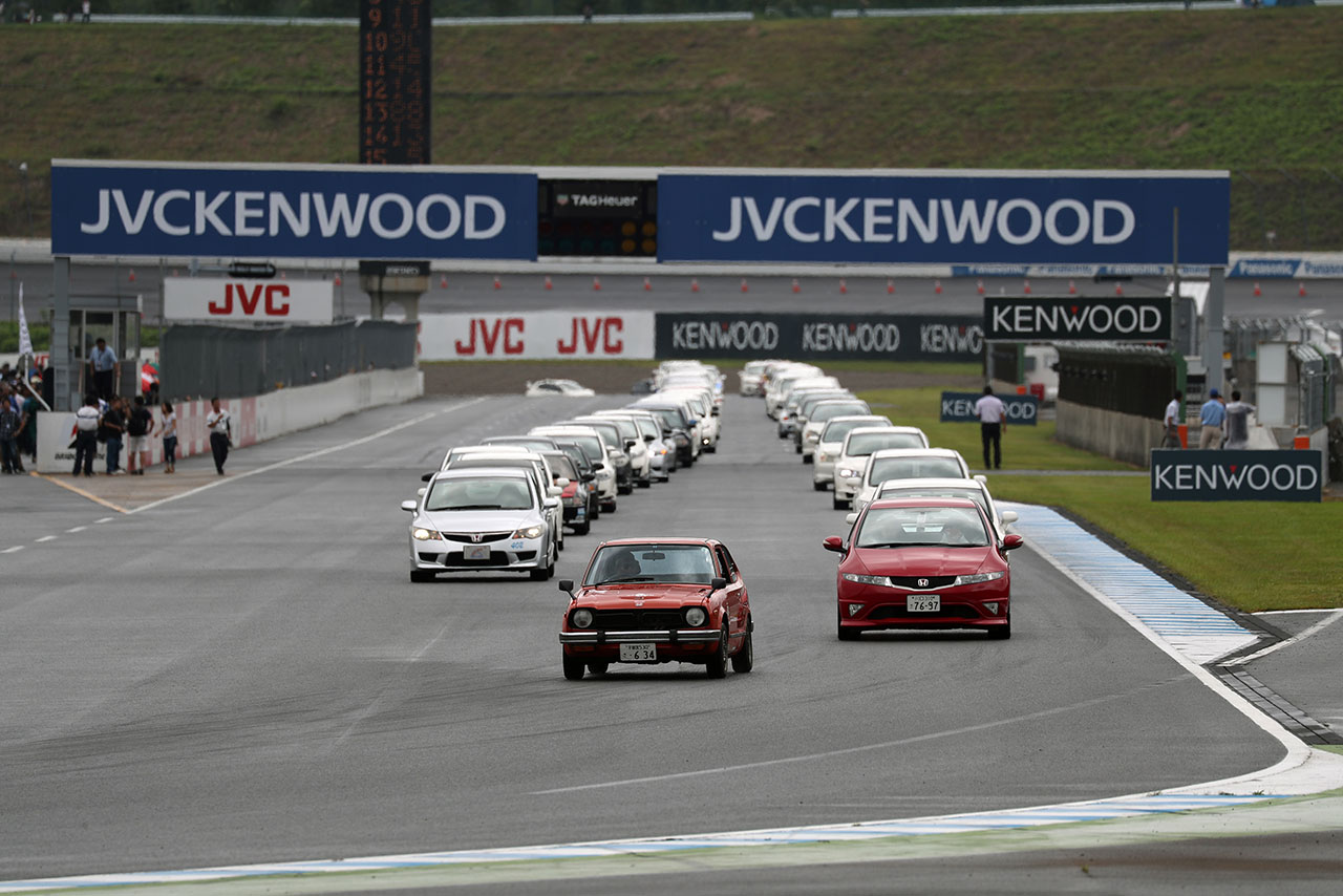 2016年に行われたパレードランの様子