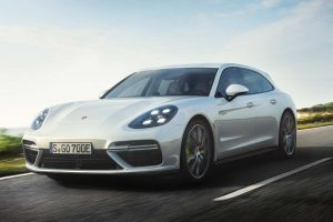 ポルシェ・パナメーラ ターボS E-ハイブリッド スポーツリスモ