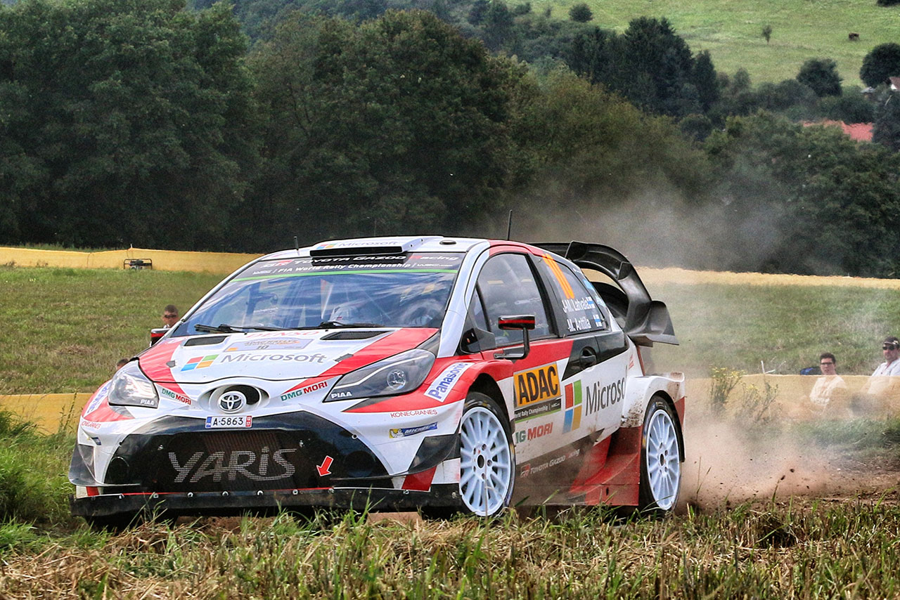2017年のWRCを戦うトヨタ・ヤリスWRC