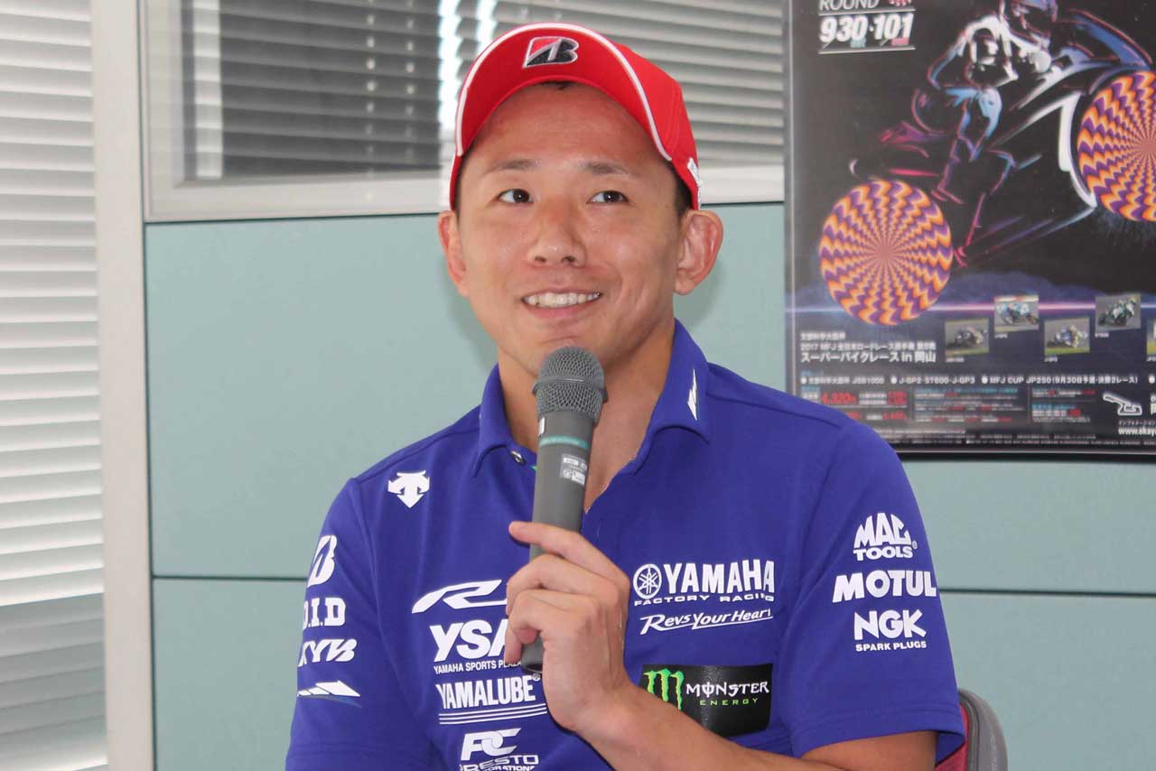 中須賀克行／YAMAHA FACTORY RACING TEAM