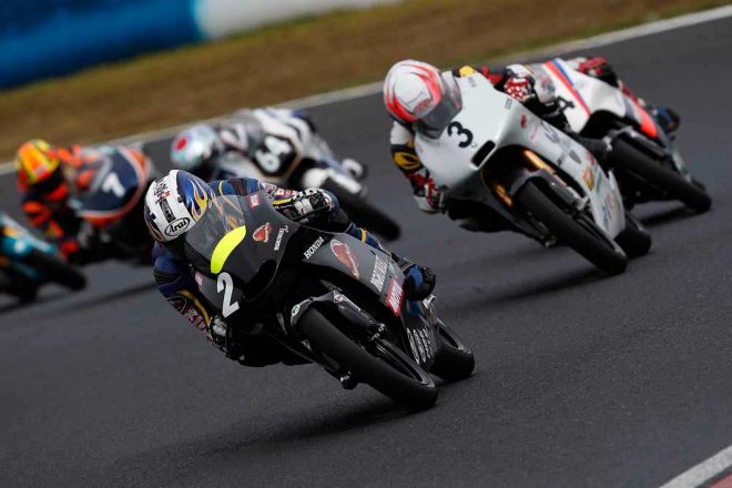 ポール・トゥ・ウインで初優勝を飾った栗原佳祐