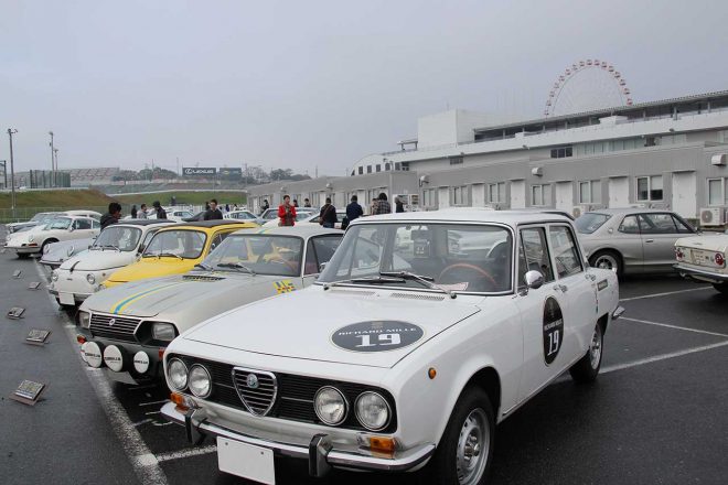 TIME TRAVEL Parkingではクラシックカー、ビンテージカーの展示車両も