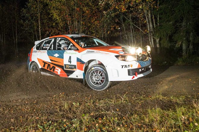 ヤルッコ・ニカラ／足立さやか（スバル・インプレッサWRX STI）