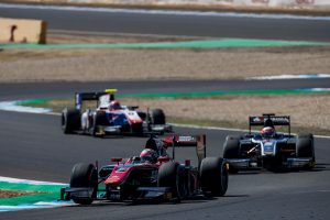 何度も数台によるポジション争い展開した松下