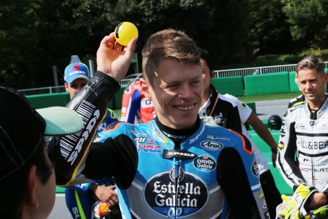 ポールポジションを引き当てたティト・ラバット