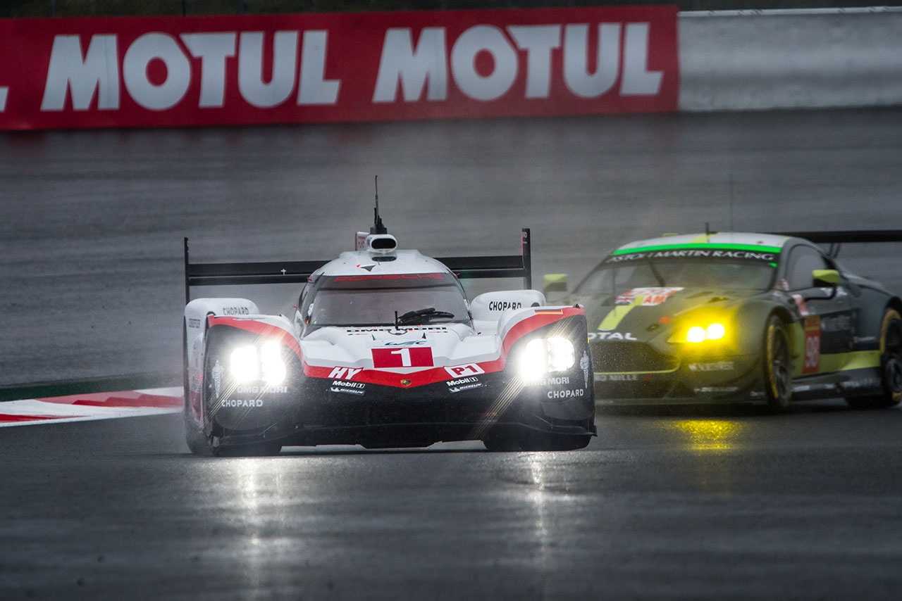 フリープラクティス1回目でトップにつけた1号車ポルシェ919ハイブリッド