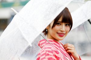 WECグリッドセレモニーガール