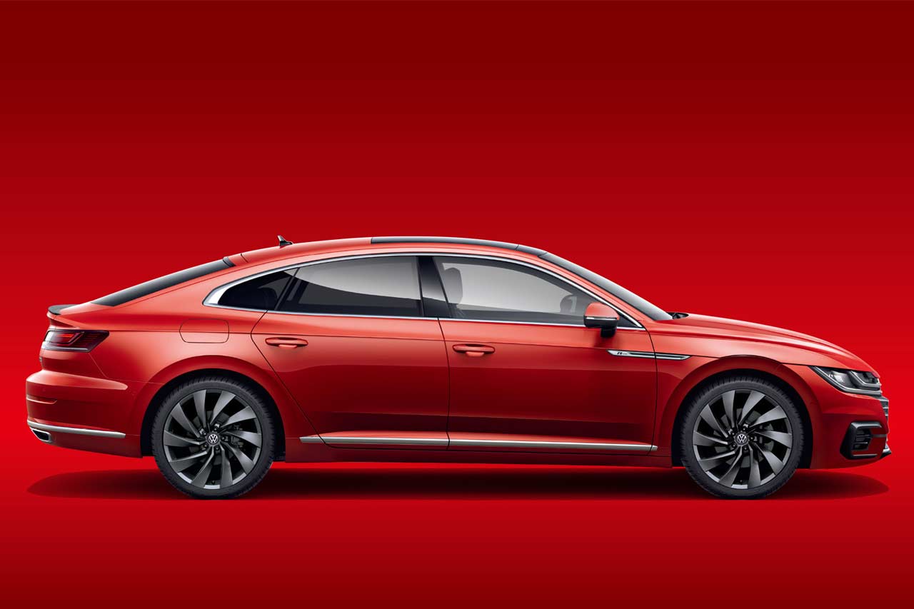 フォルクスワーゲン・アルテオン R-Line 4MOTION Advance