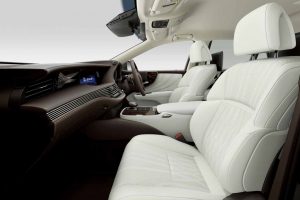 LS500h “EXECUTIVE”(インテリアカラー:ホワイト)