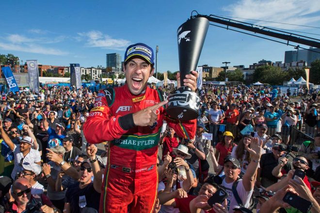 2016/17シーズンのフォーミュラEチャンピオンとなったルーカス・ディ・グラッシ