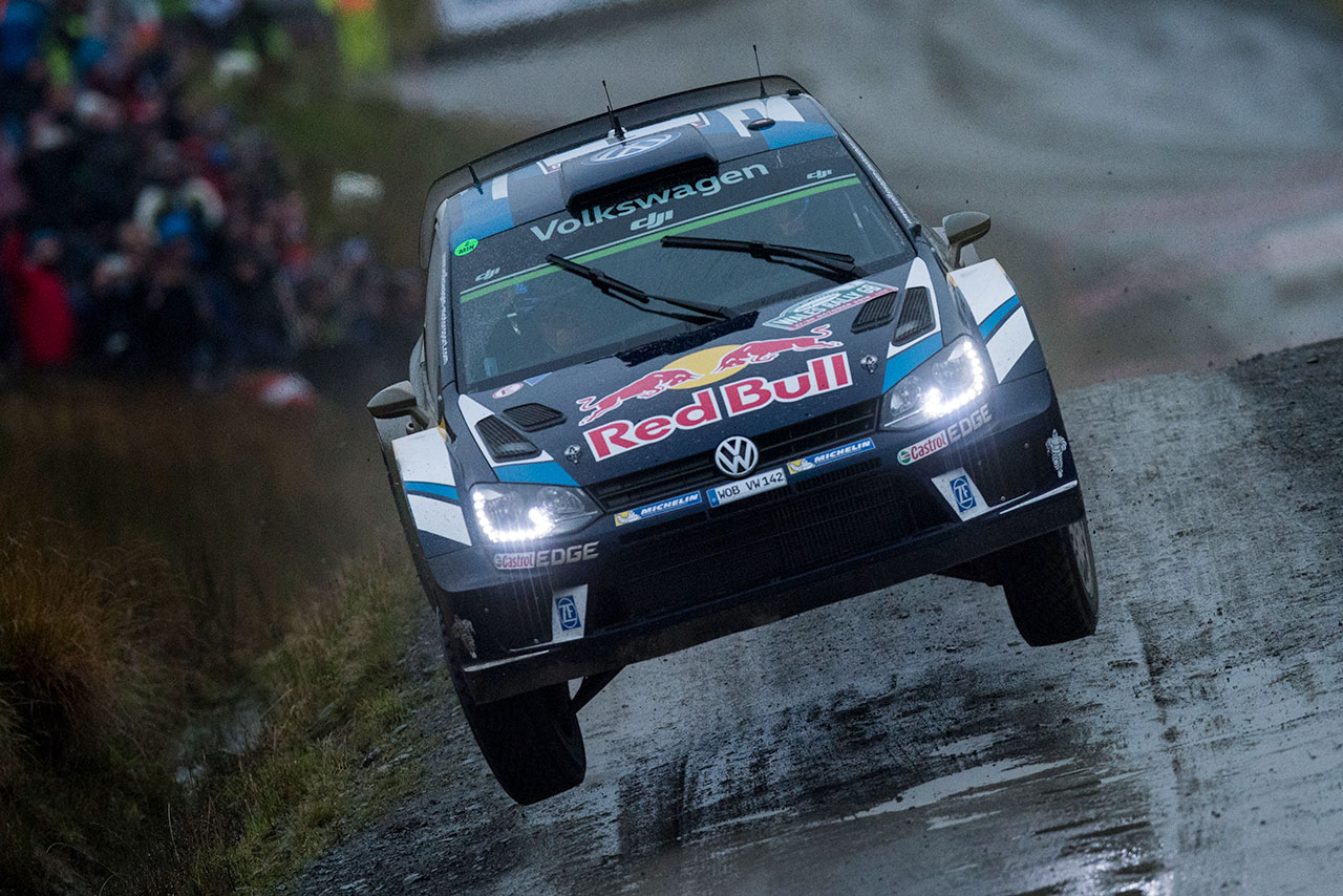 2016年のラリーGBを戦ったフォルクスワーゲン・ポロR WRC