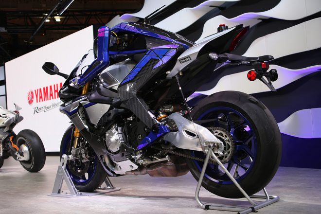 ヤマハ 自律ライディングロボットMOTOBOT Ver.2（モトボット・バージョン2）