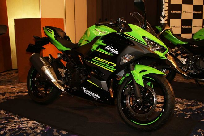 東京モーターショーでお披露目された2018年モデルのニンジャ250