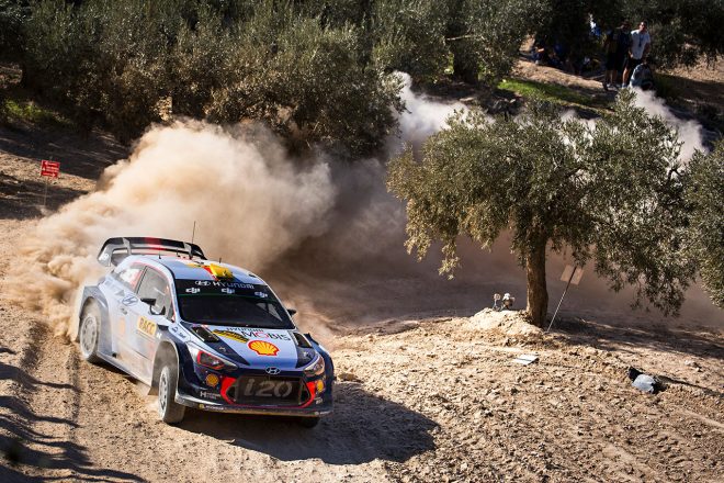 アンドレアス・ミケルセン（ヒュンダイi20クーペWRC）