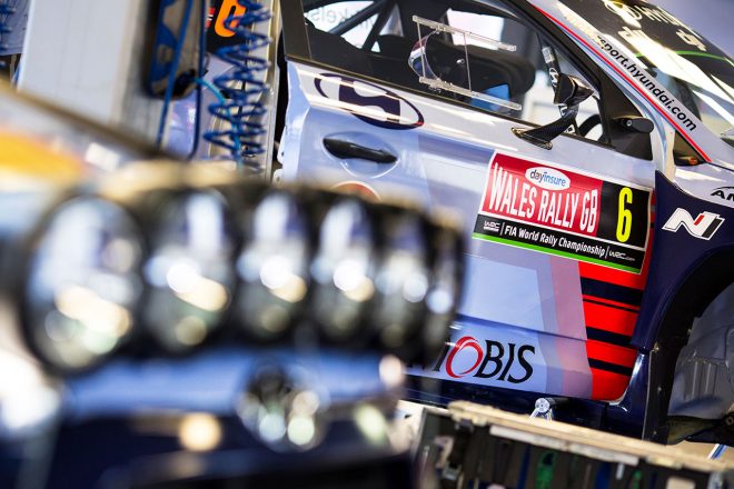 ヒュンダイi20クーペWRC