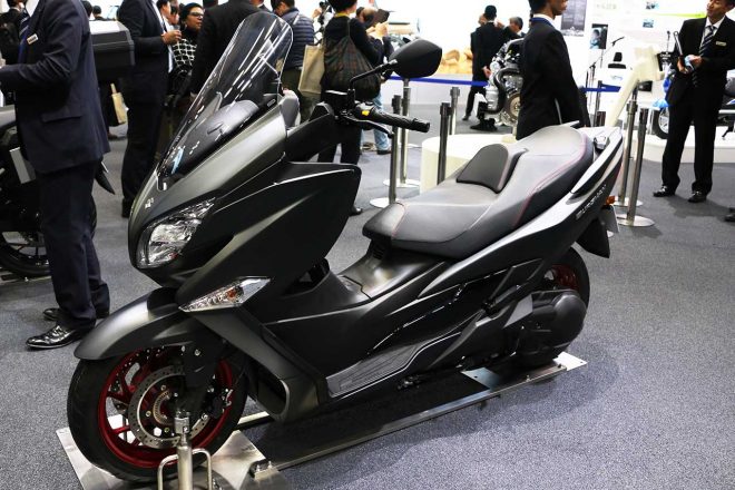 ラグジュアリースクーター、バーグマン400 ABS