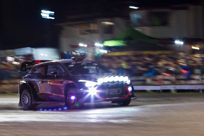 ティエリー・ヌービル（ヒュンダイi20クーペWRC）