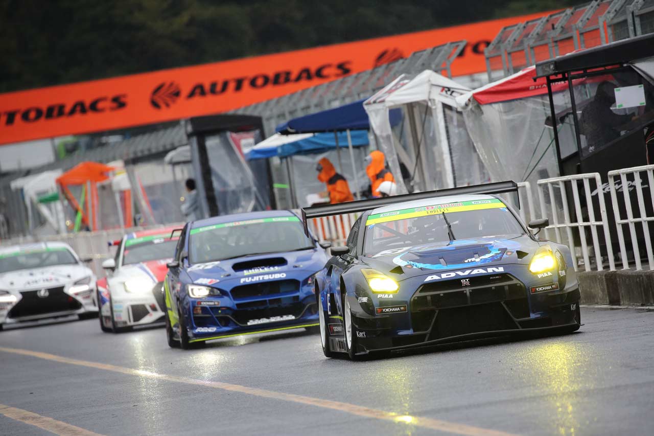 3号車ENDLESS ADVAN GT-R