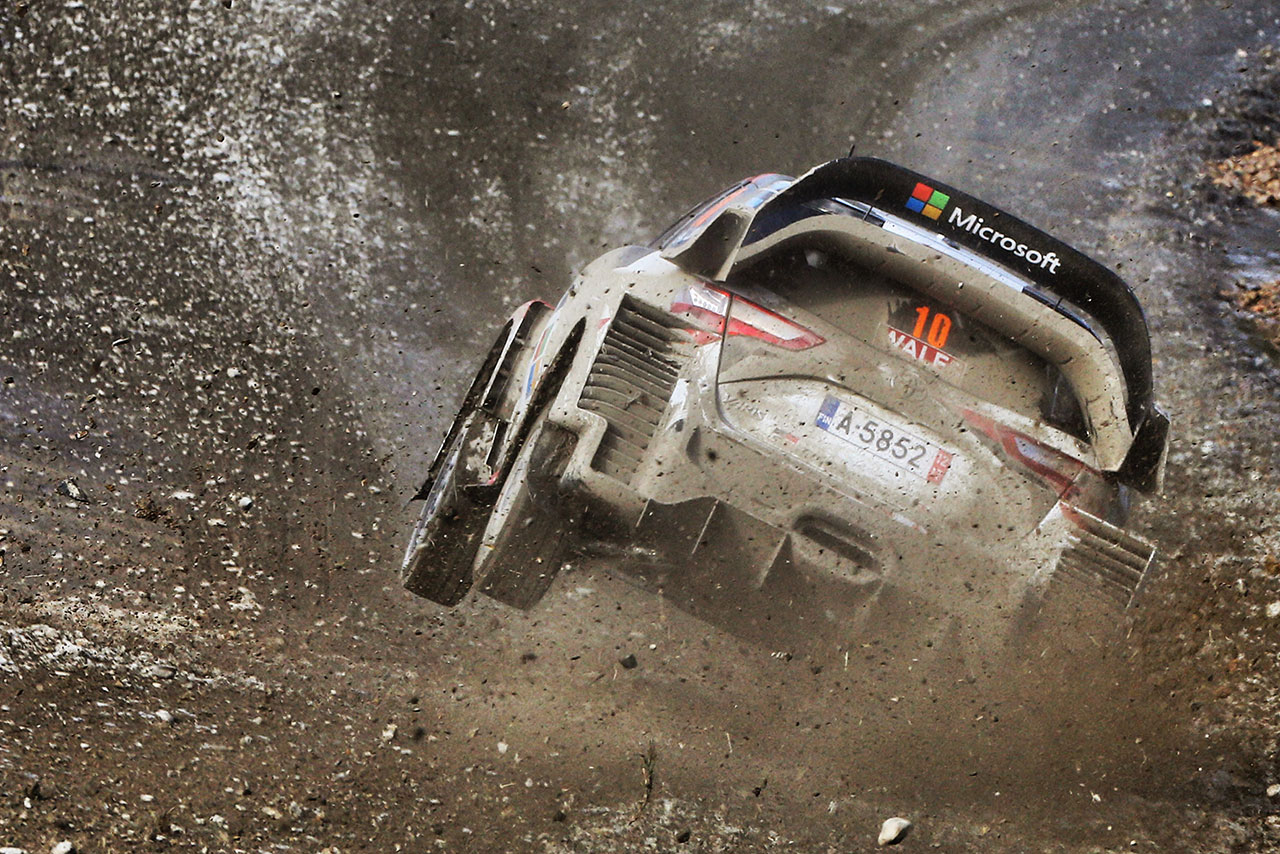 ヤリ-マティ・ラトバラ（トヨタ・ヤリスWRC）