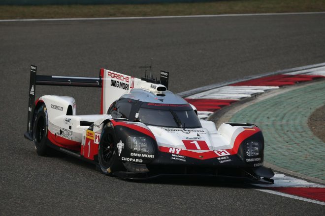 2番手からスタートする1号車ポルシェ919ハイブリッド