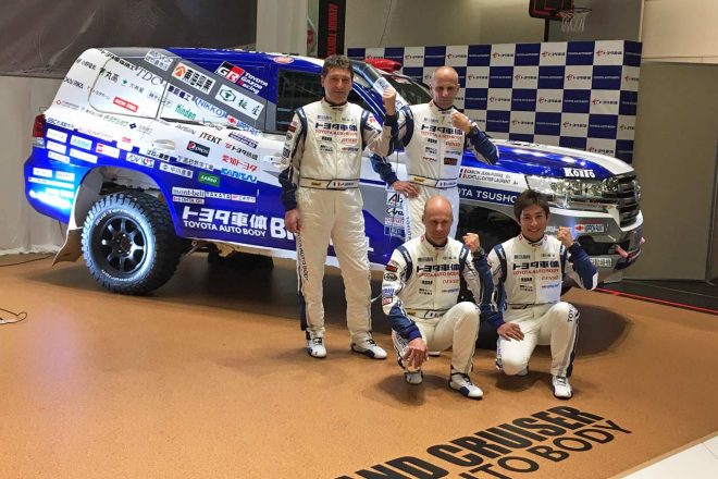 2015年8月にマイナーチェンジを受けた現行型ランドクルーザー200を初投入する