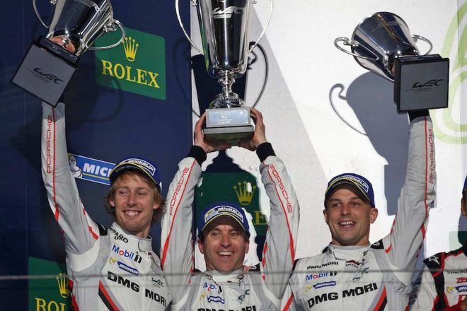 2017年のシリーズチャンピオンとなったブレンドン・ハートレー／アール・バンバー／ティモ・ベルンハルト