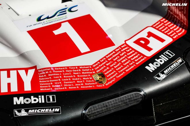 今大会がラストレースとなる2台のポルシェ919ハイブリッドには、スタッフ全員の名前が記されている。