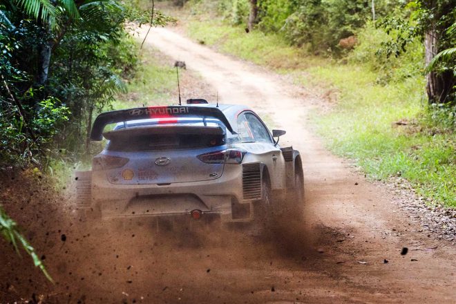 ティエリー・ヌービル（ヒュンダイi20クーペWRC）