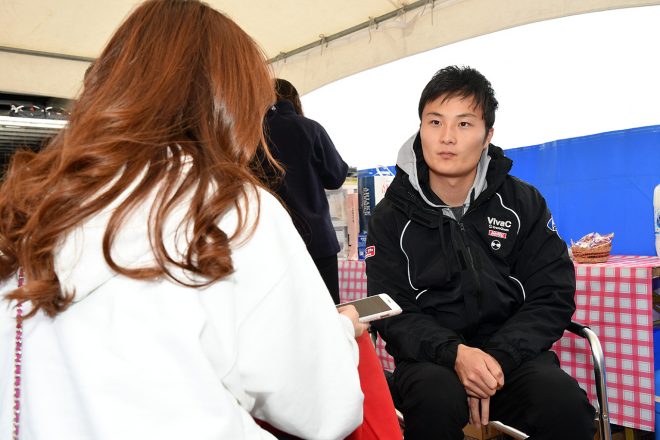 スーパーGT第8戦もてぎで山下健太選手に突撃